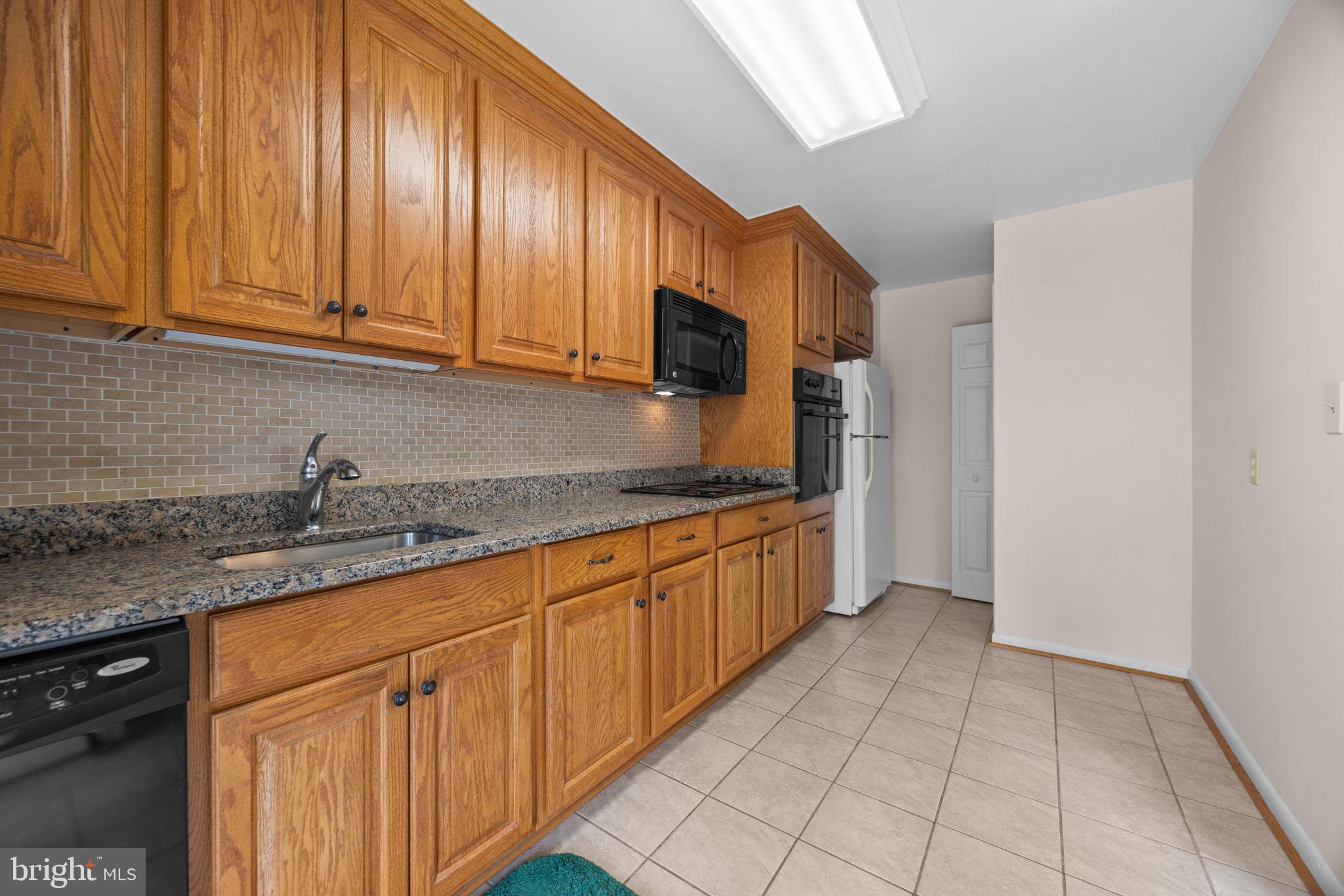 OAKLEIGH - Residential