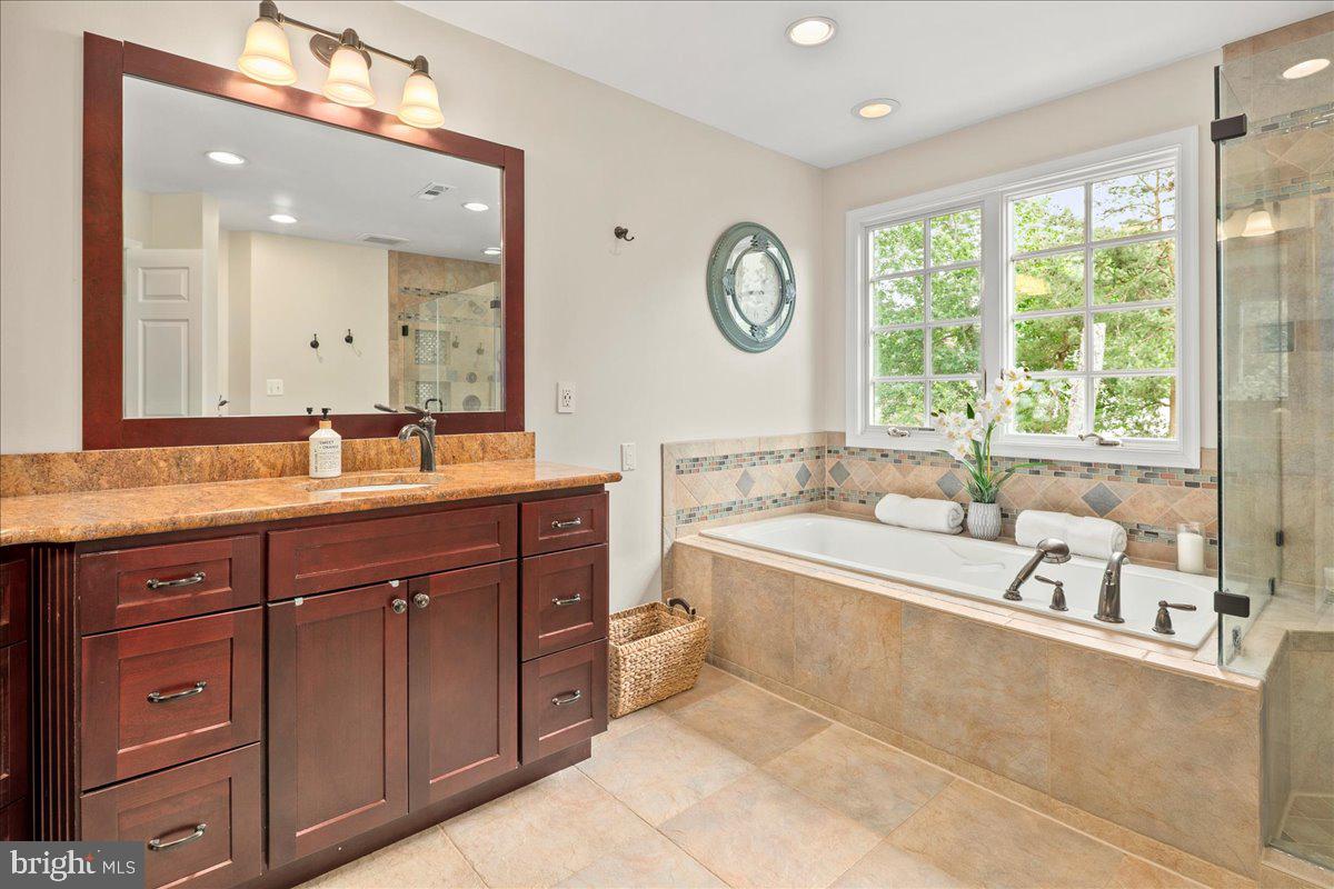 WASHINGTON WOODS POTOMAC - Residential
