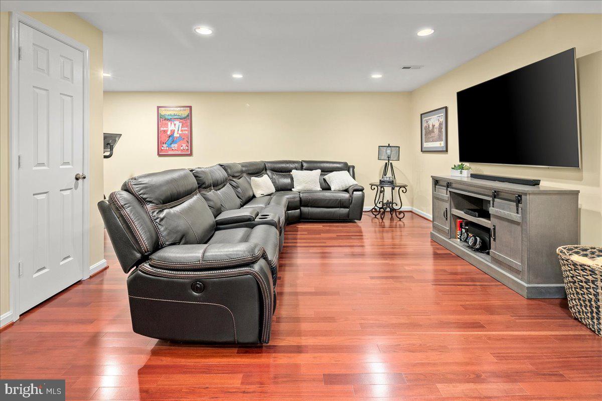 WASHINGTON WOODS POTOMAC - Residential
