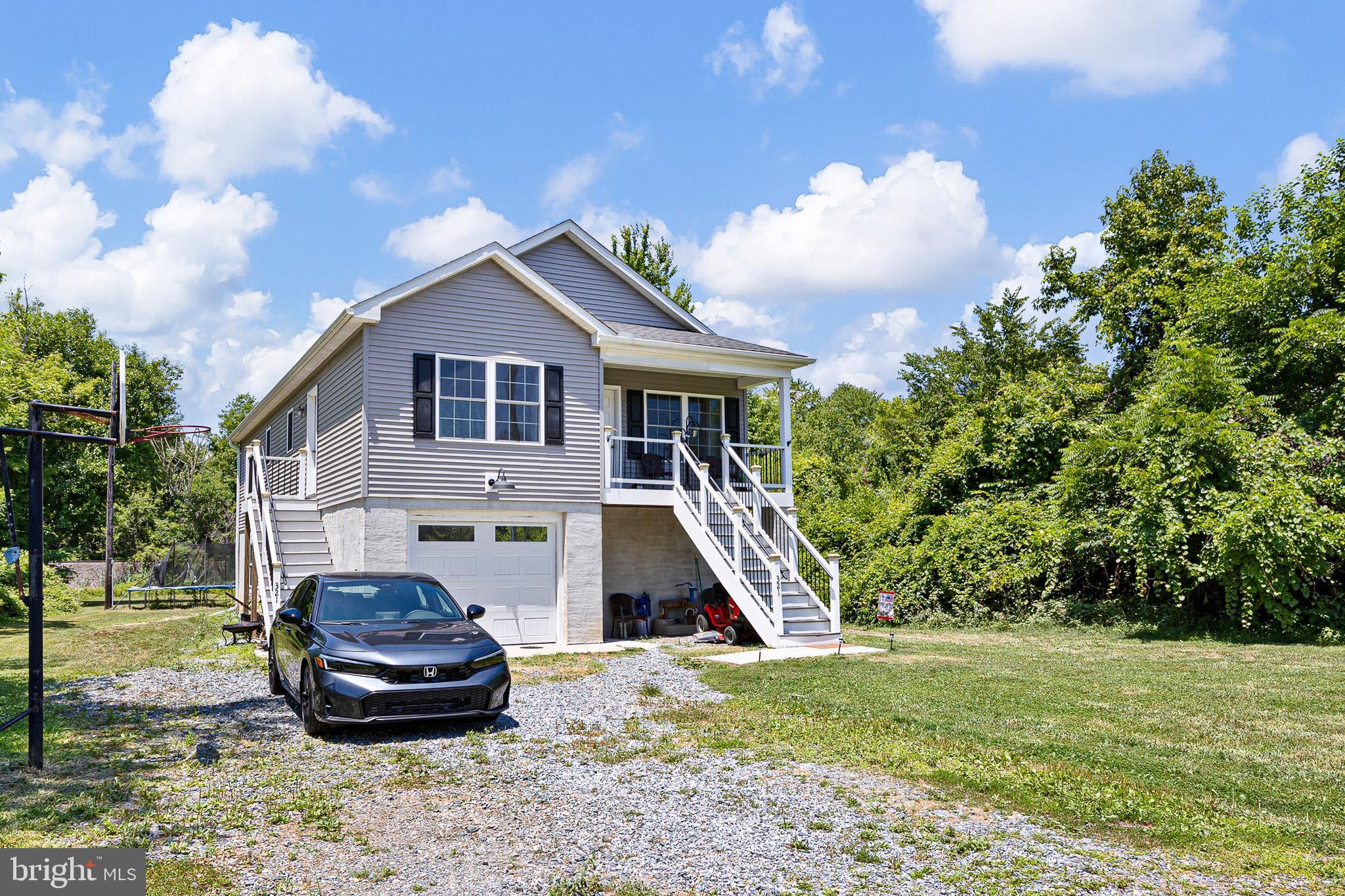 SANDFIELD - Residential