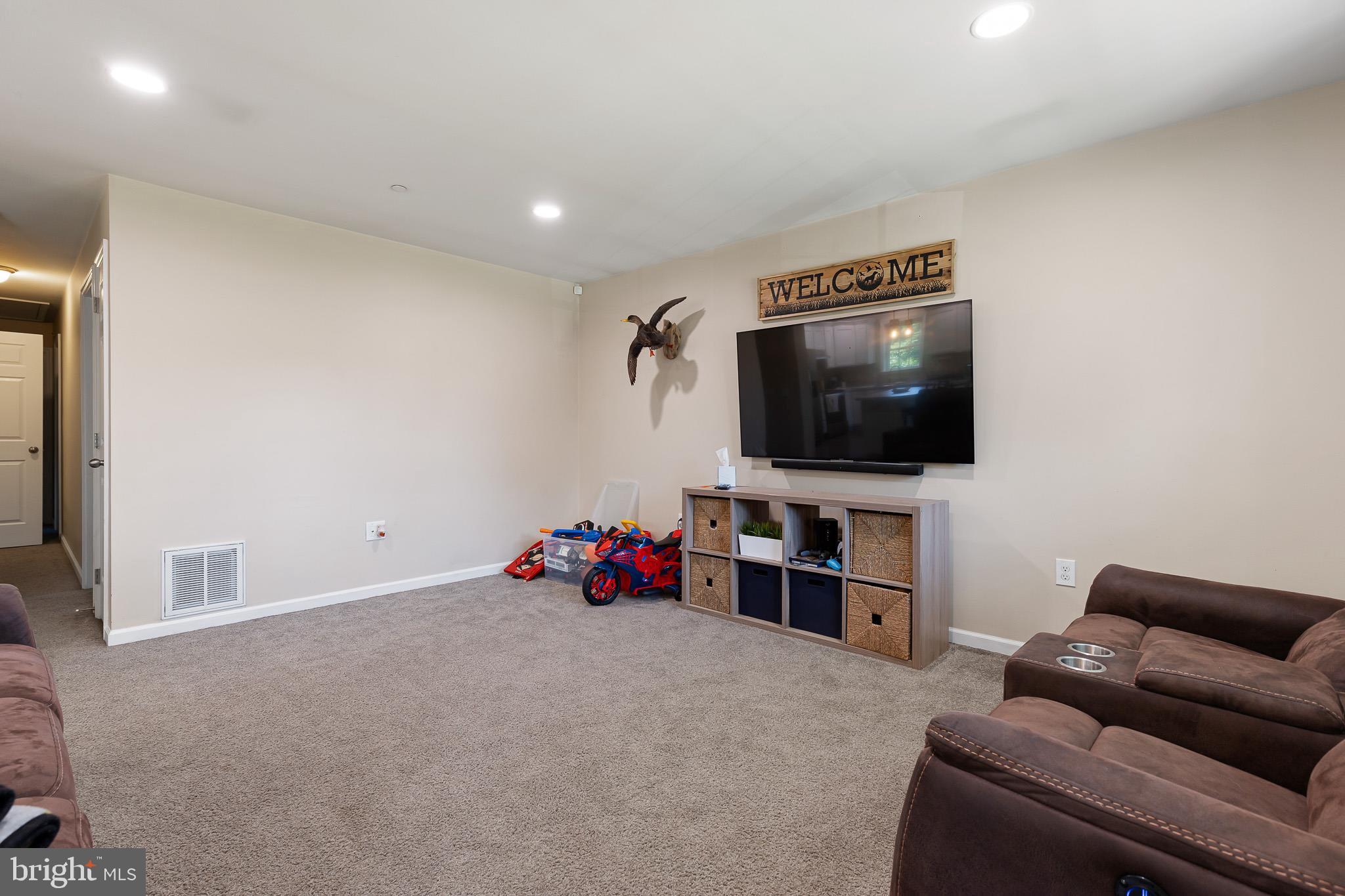 SANDFIELD - Residential