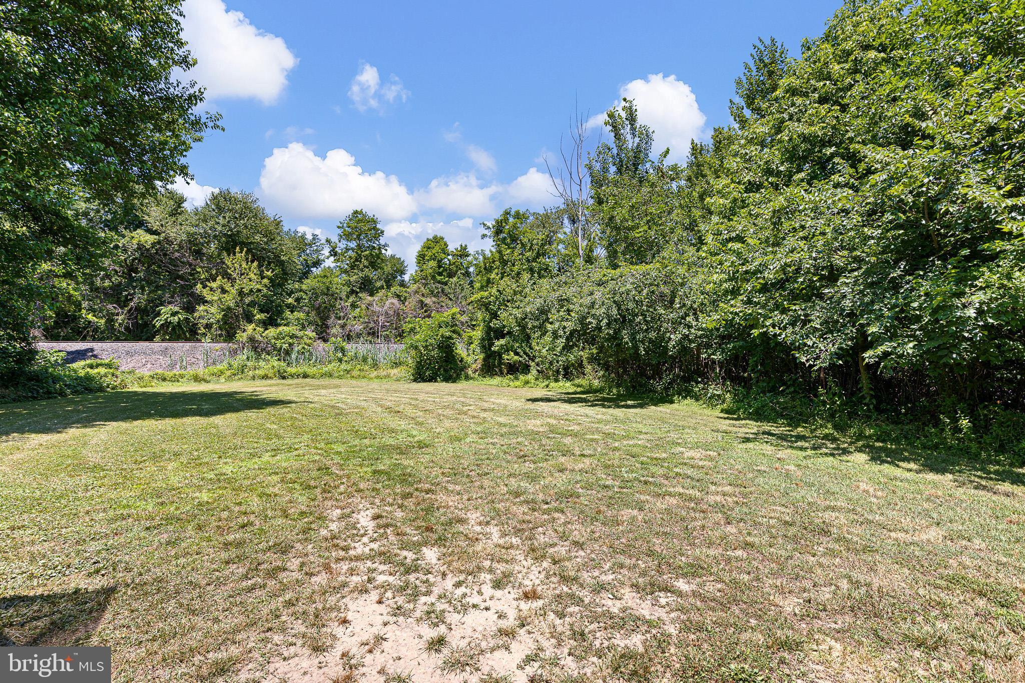 SANDFIELD - Residential