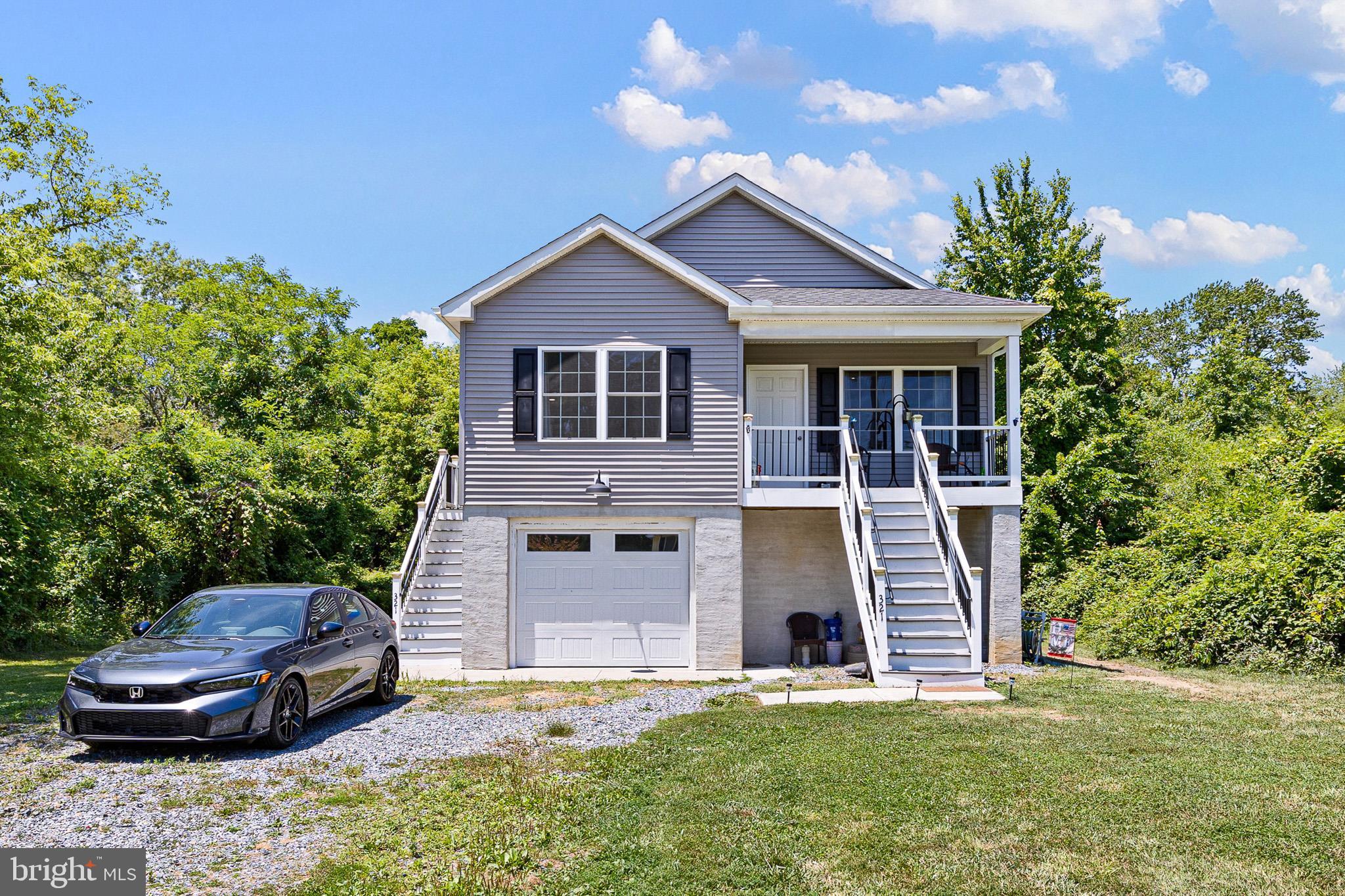 SANDFIELD - Residential