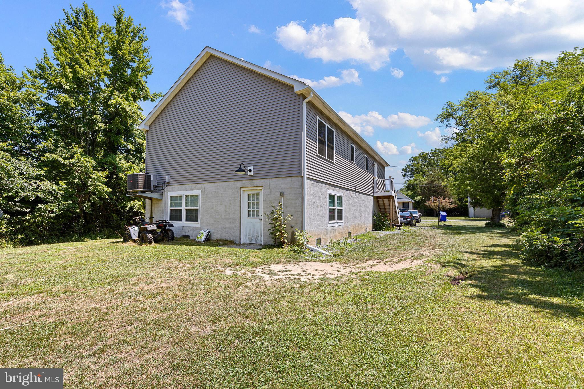 SANDFIELD - Residential
