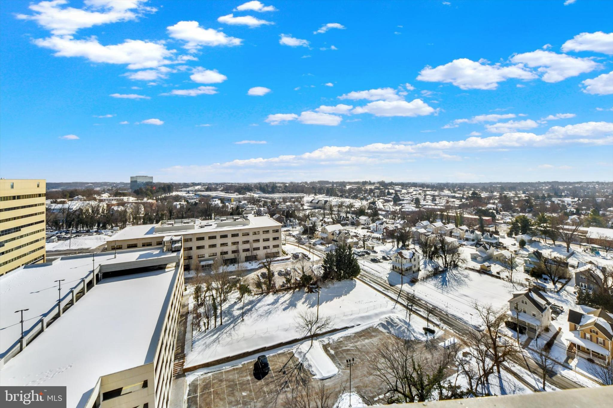 RIDGELY TOWSON CENTER - Residential