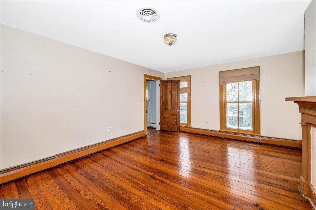 OLD ORCHARD ESTATES - Residential