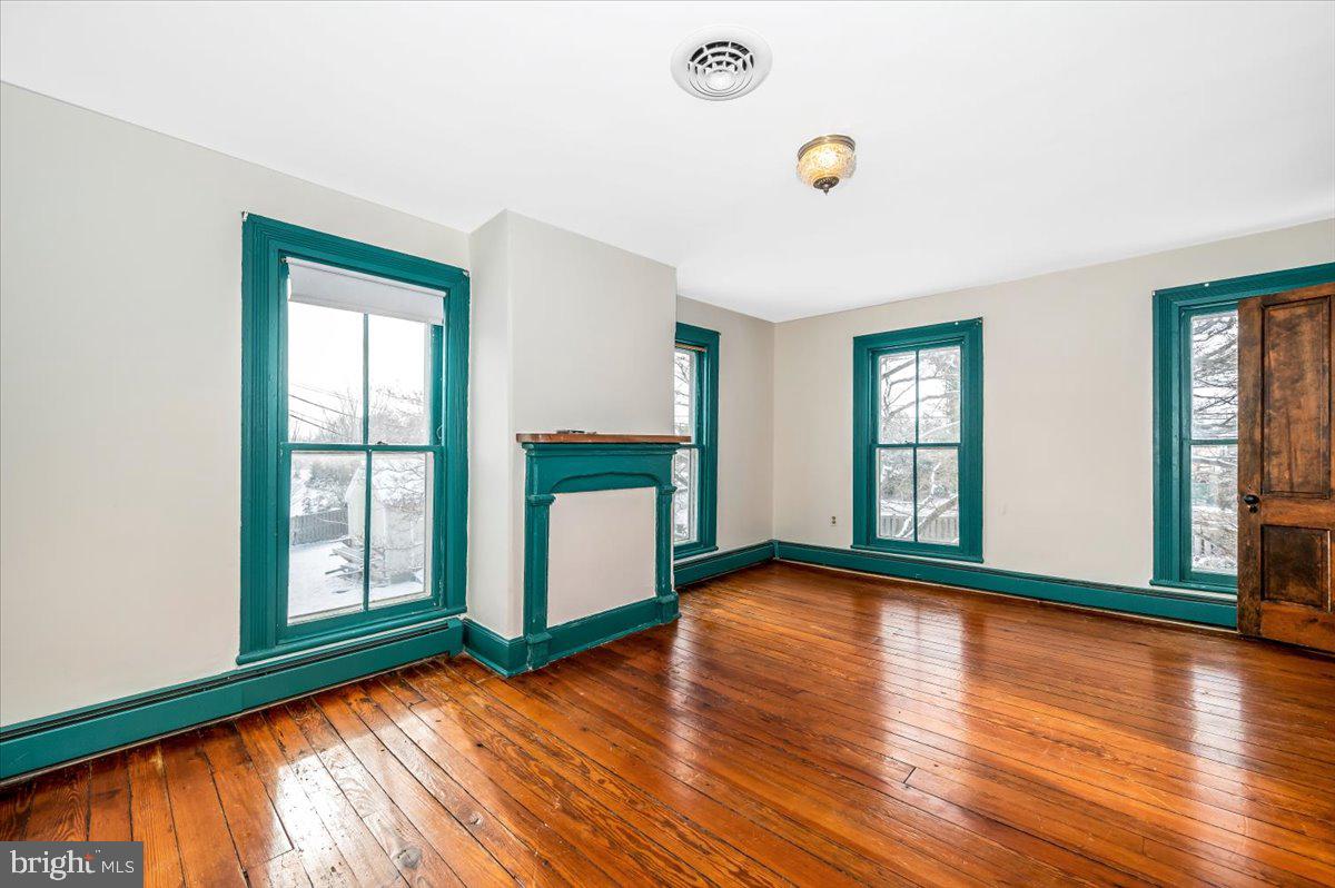 OLD ORCHARD ESTATES - Residential