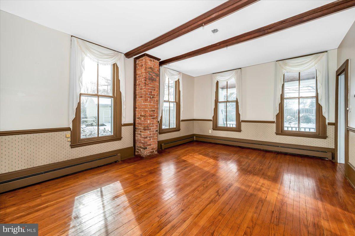 OLD ORCHARD ESTATES - Residential
