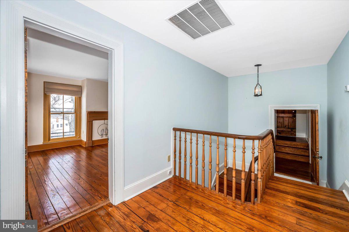 OLD ORCHARD ESTATES - Residential