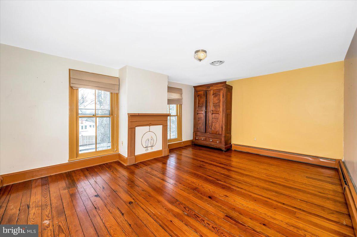 OLD ORCHARD ESTATES - Residential
