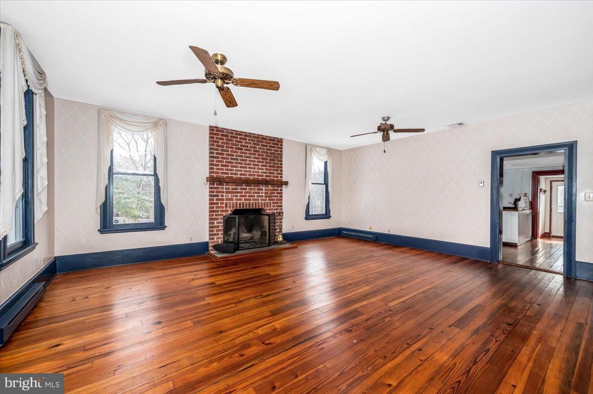 OLD ORCHARD ESTATES - Residential