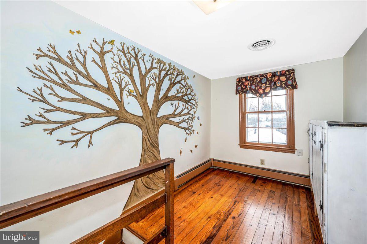 OLD ORCHARD ESTATES - Residential