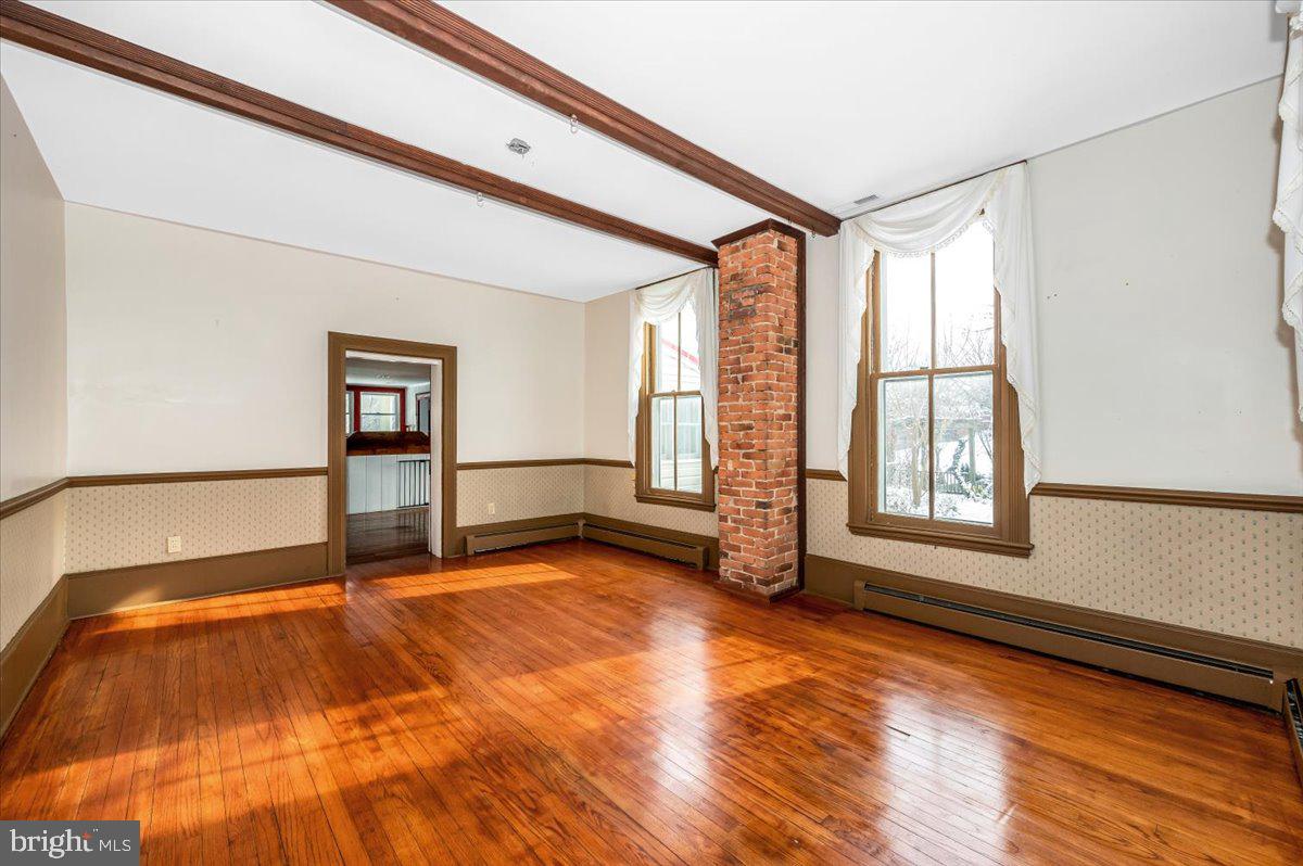 OLD ORCHARD ESTATES - Residential