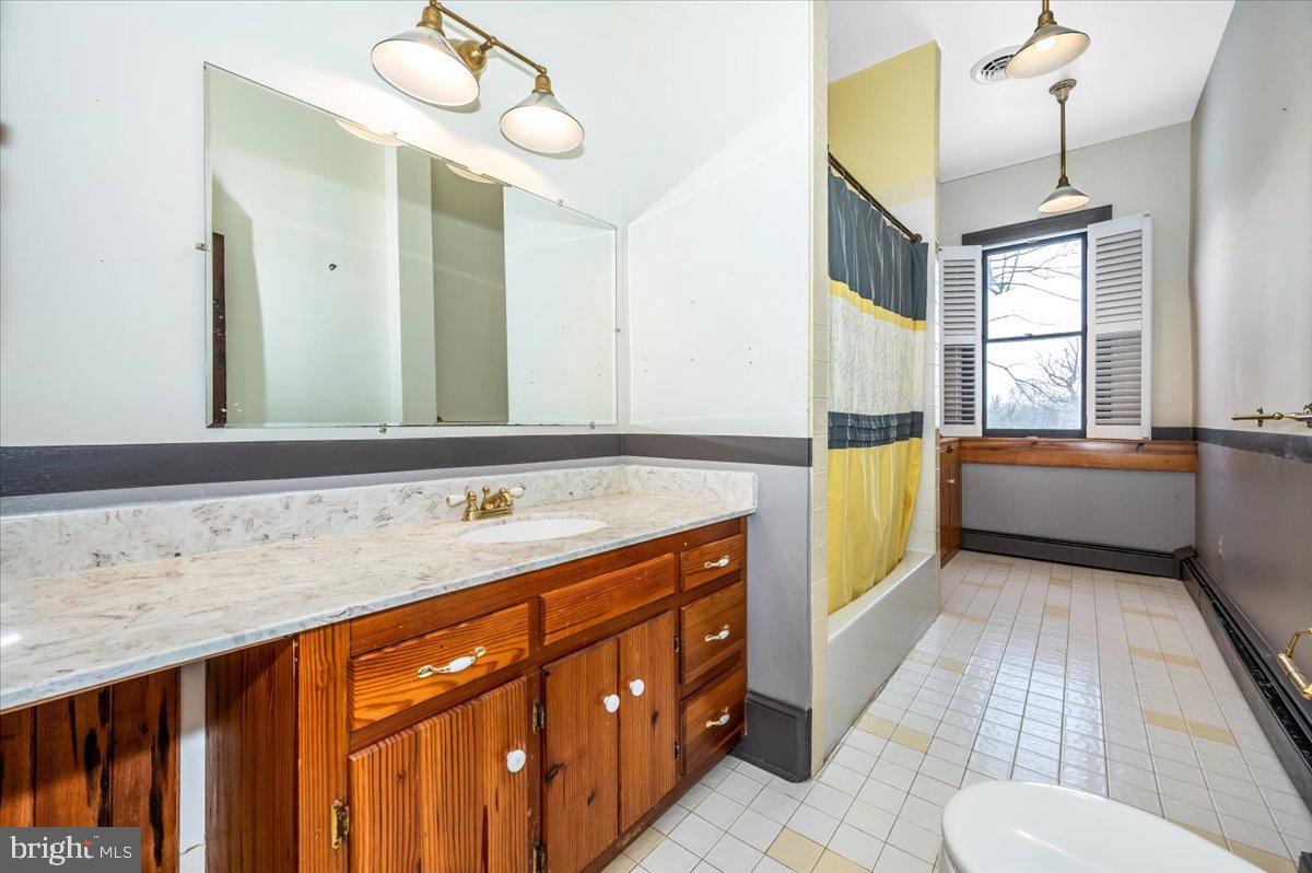 OLD ORCHARD ESTATES - Residential