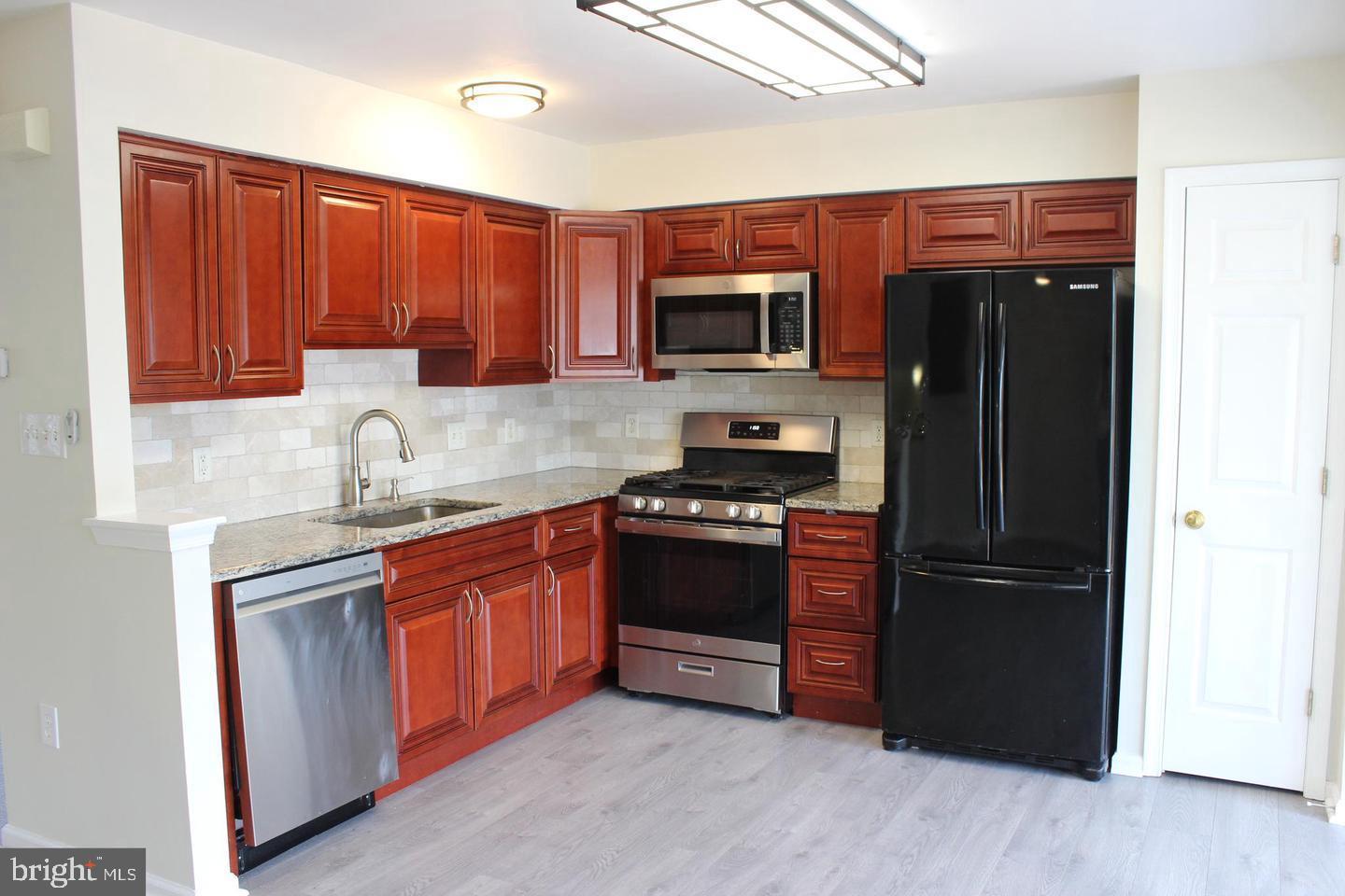 COVENTRY GLEN - Residential