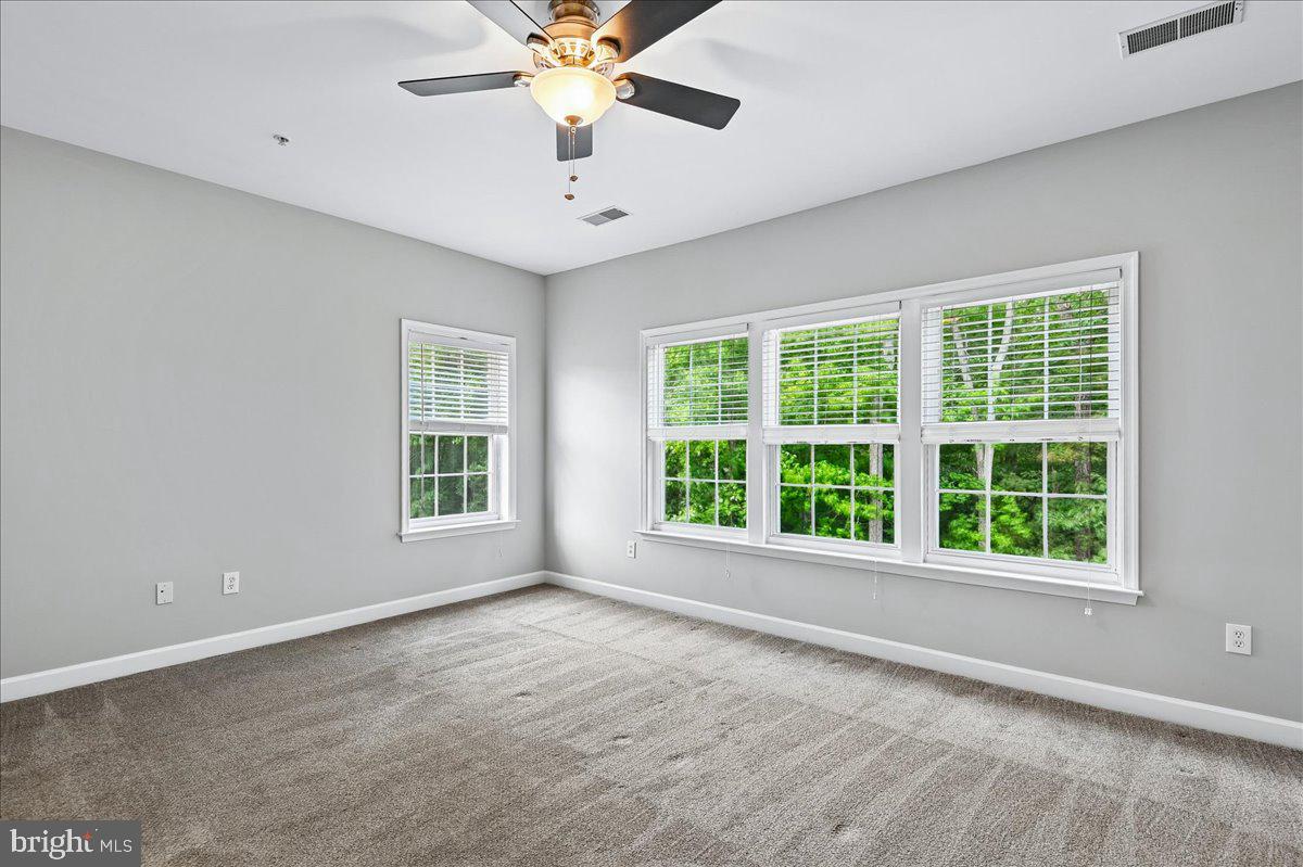 SOUTH RIVER COLONY - Residential
