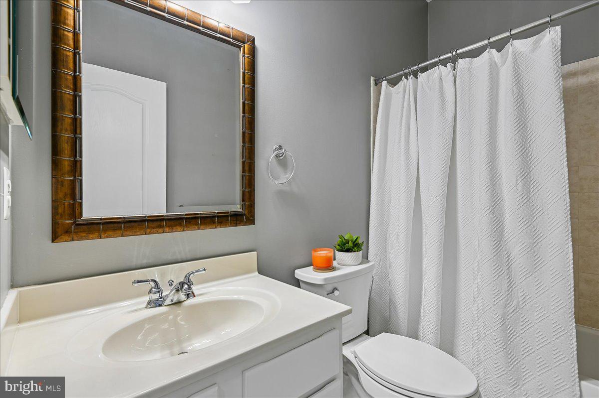 SOUTH RIVER COLONY - Residential