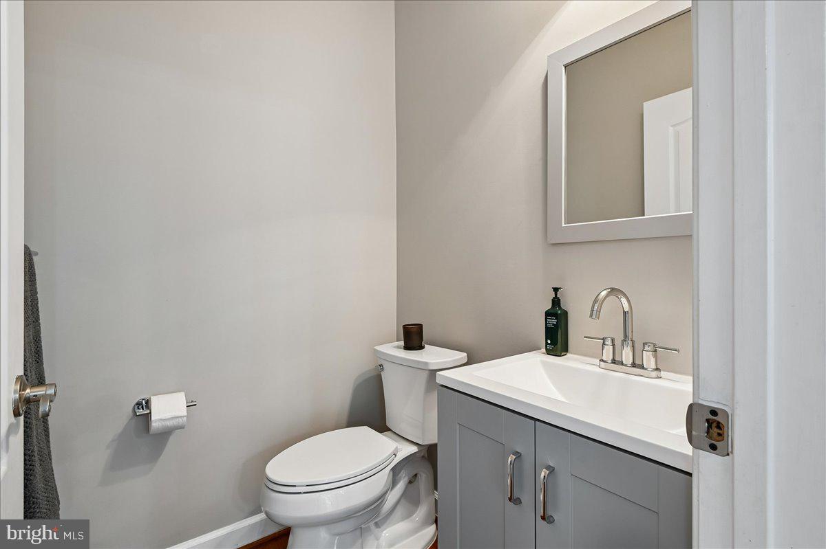 SOUTH RIVER COLONY - Residential