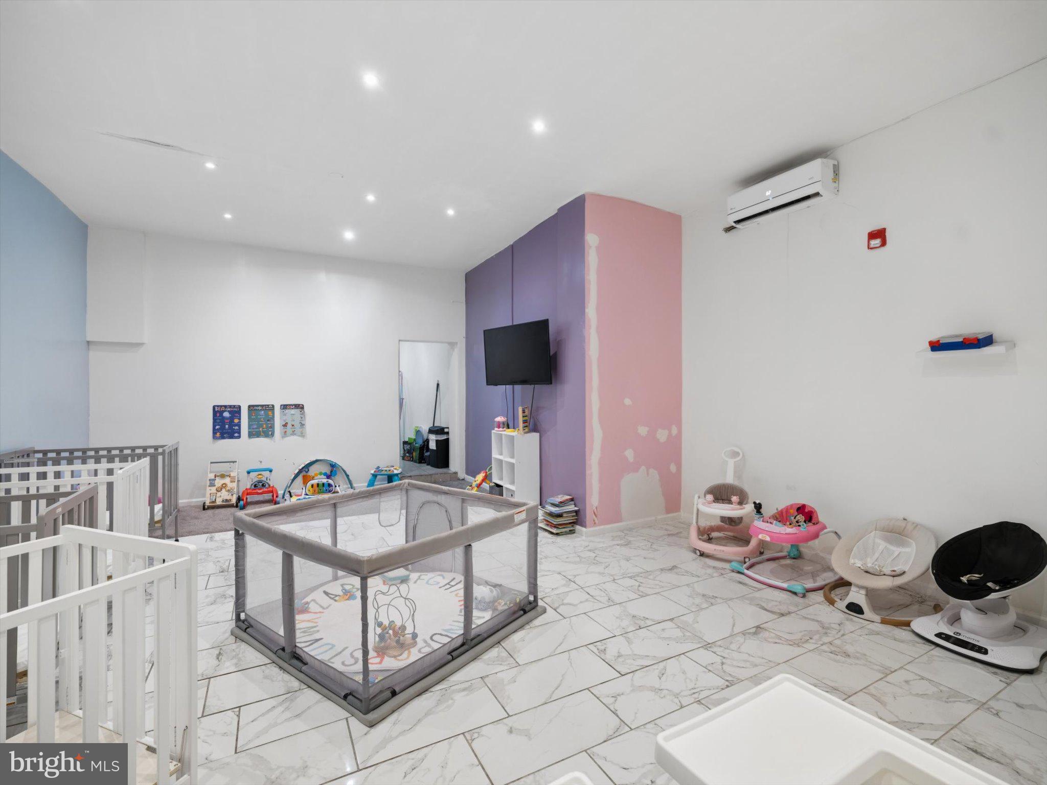 HARTRANFT - Commercial Sale
