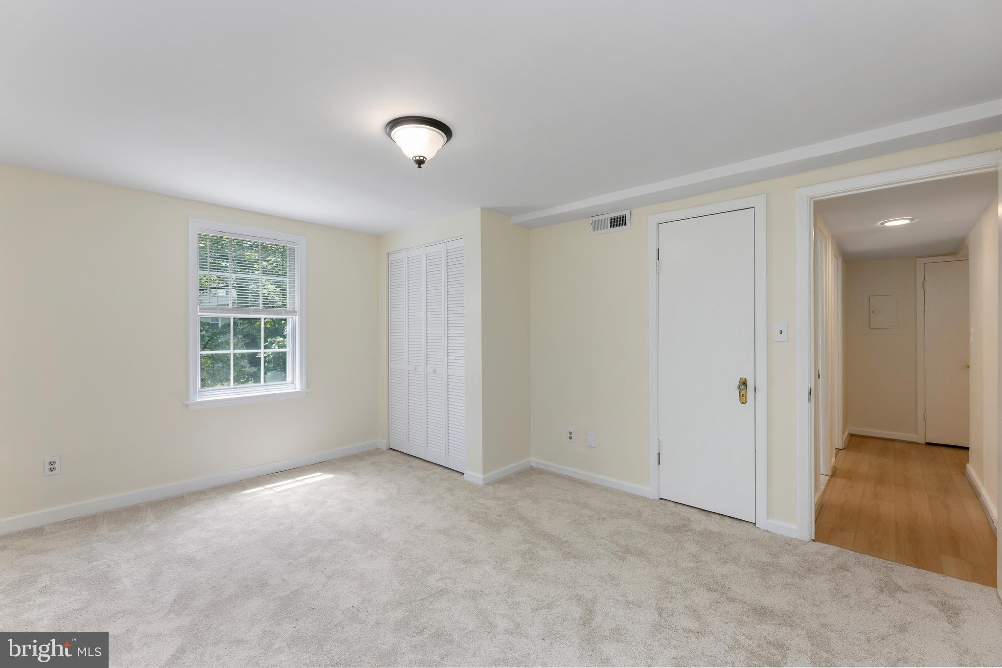 PARK GLEN - Residential Lease