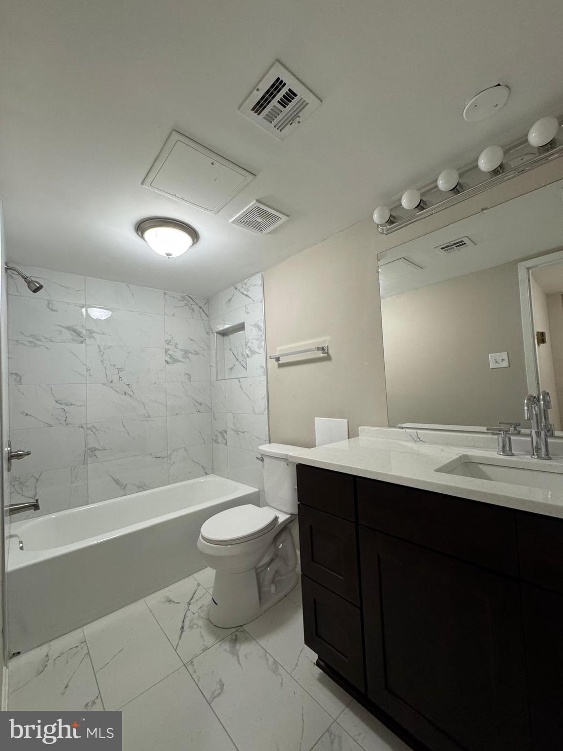 CHELSEA WOODS CONDO - Residential