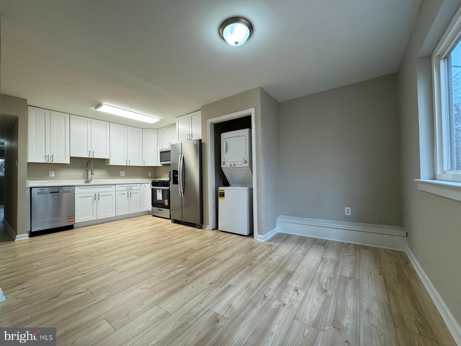 CHELSEA WOODS CONDO - Residential
