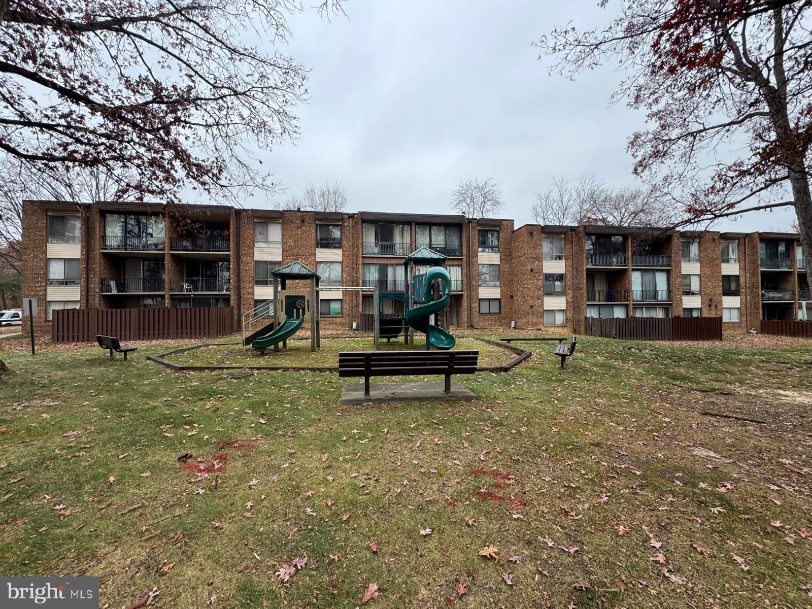 CHELSEA WOODS CONDO - Residential