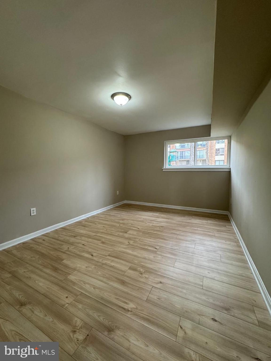 CHELSEA WOODS CONDO - Residential