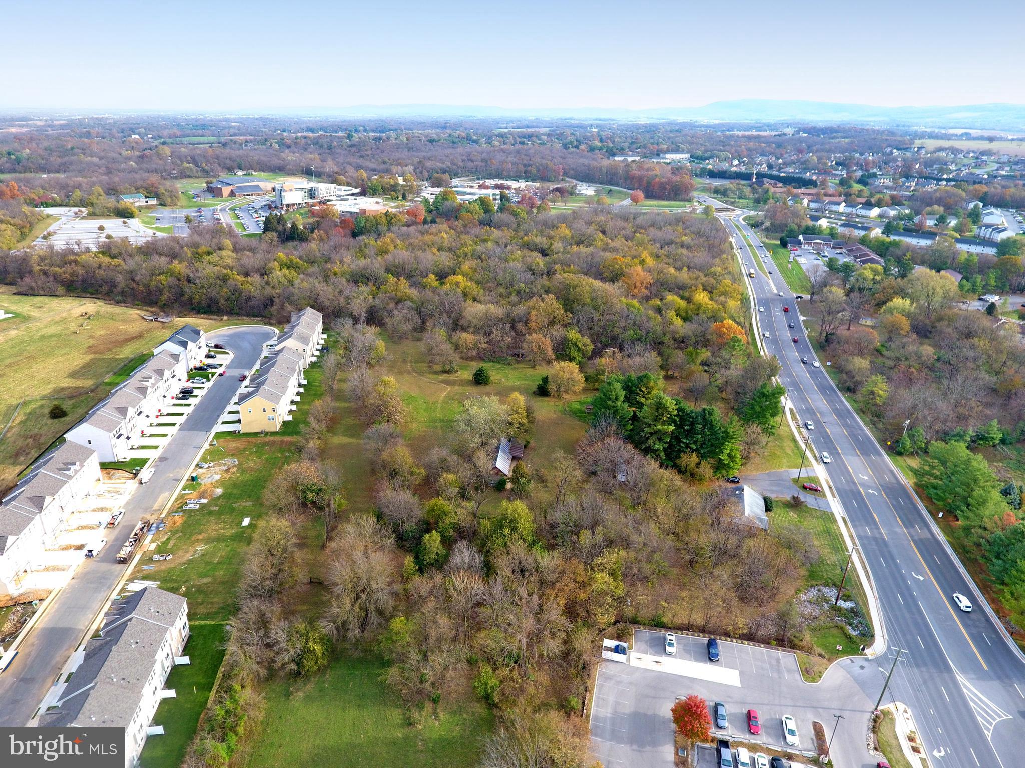 ROBINWOOD - Land