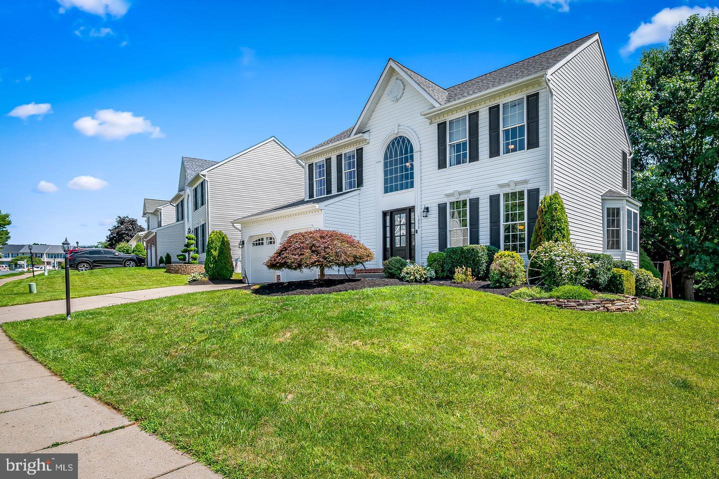 HICKORY OVERLOOK - Residential