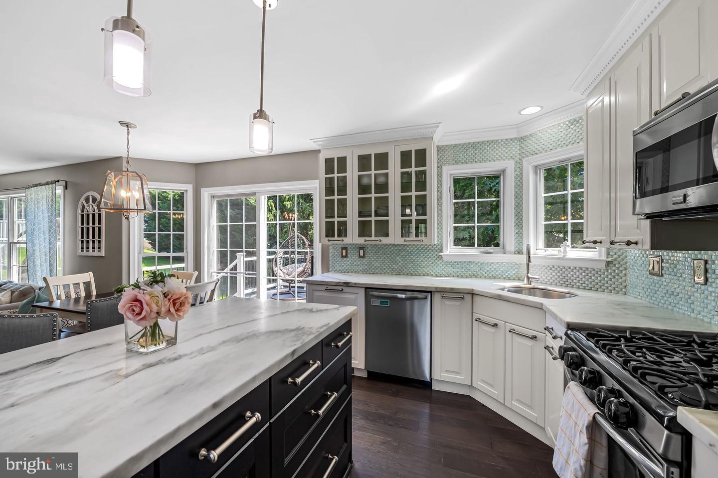 HICKORY OVERLOOK - Residential