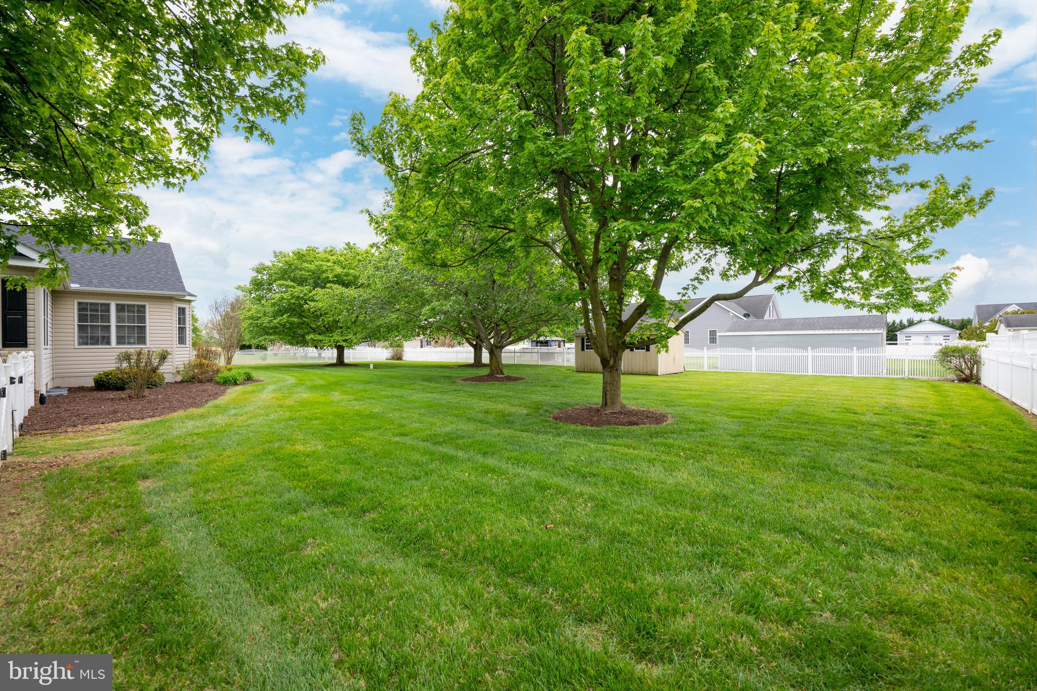 LUCKY ESTATES - Residential