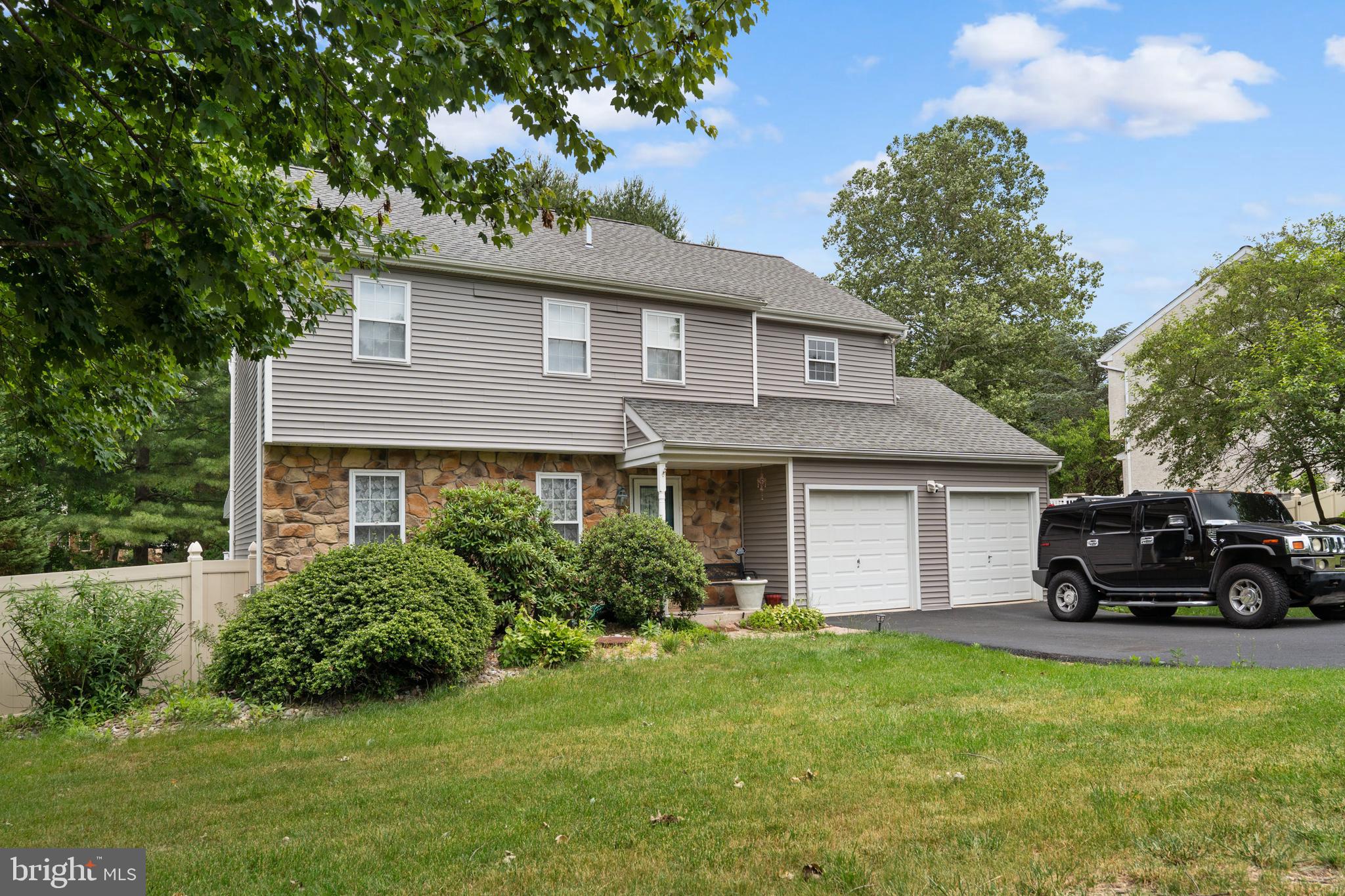 WINDING BROOKE EST - Residential
