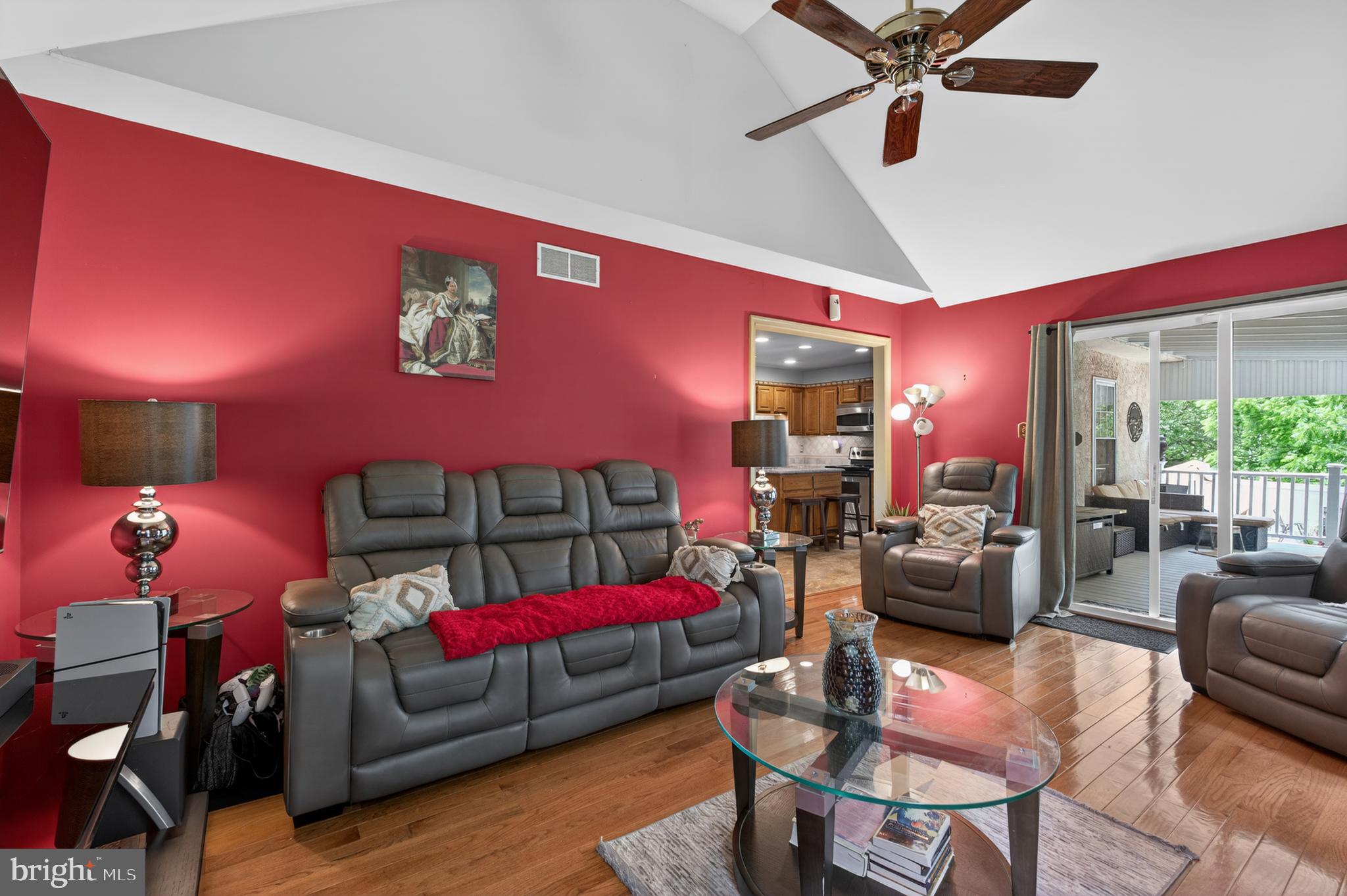 WINDING BROOKE EST - Residential