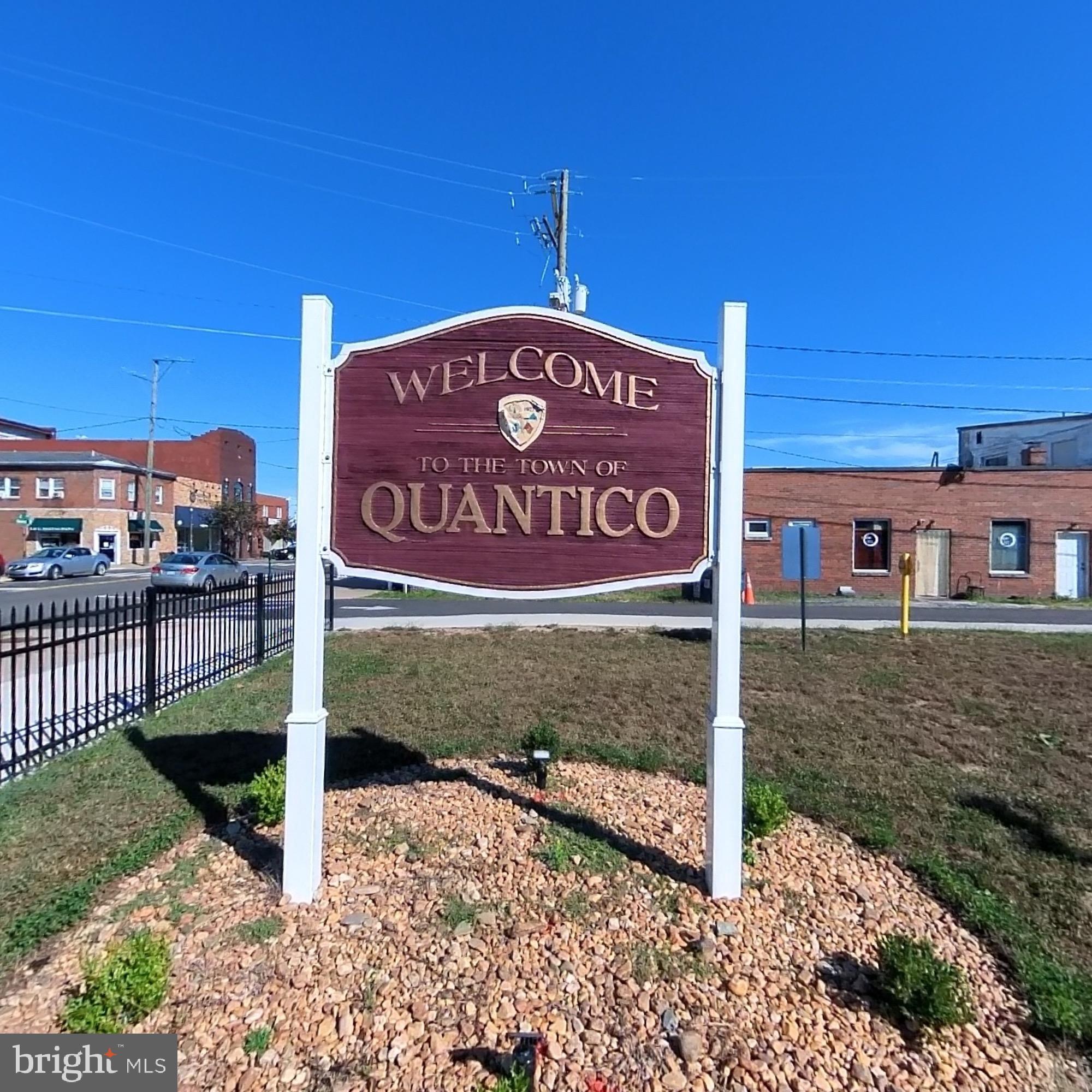 TOWN OF QUANTICO - Land