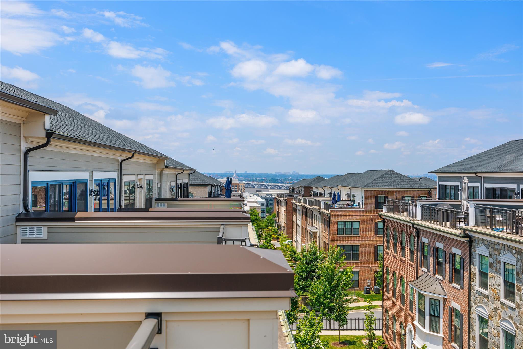 POTOMAC OVERLOOK AT NATIONAL HARBOR - Residential