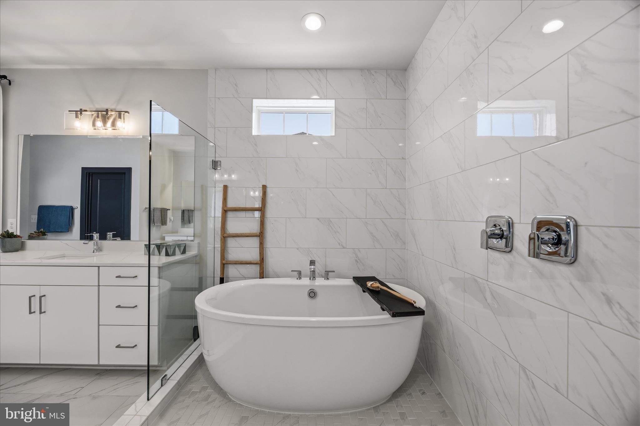 POTOMAC OVERLOOK AT NATIONAL HARBOR - Residential