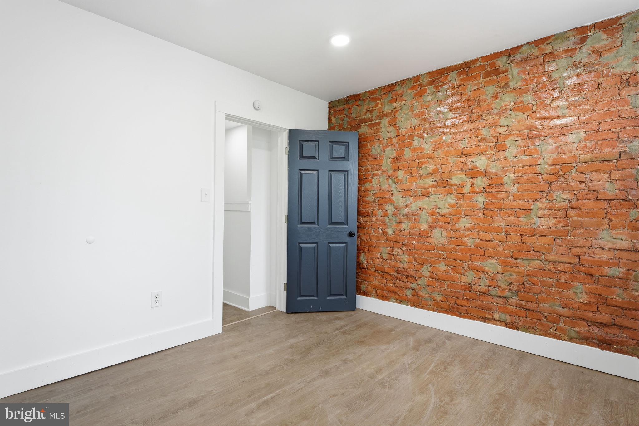 PHILADELPHIA - Residential