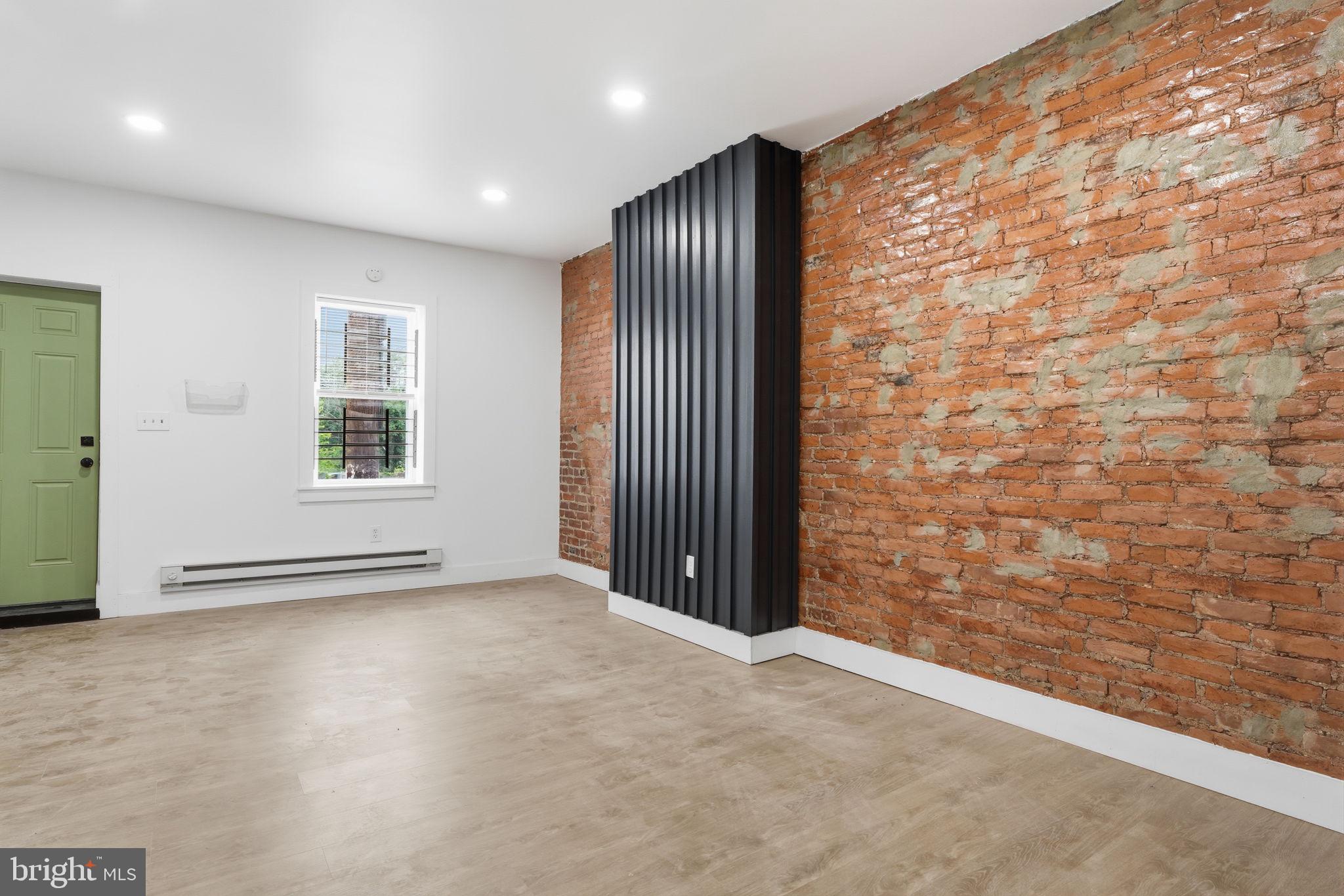 PHILADELPHIA - Residential