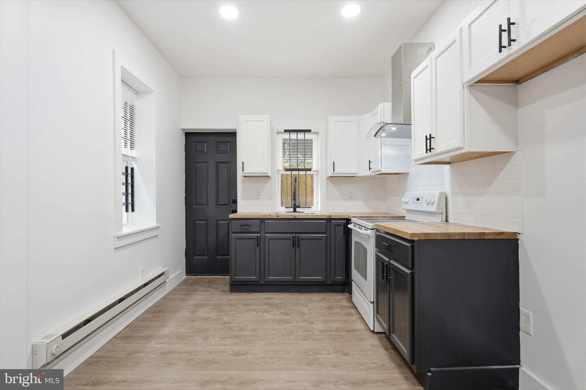PHILADELPHIA - Residential