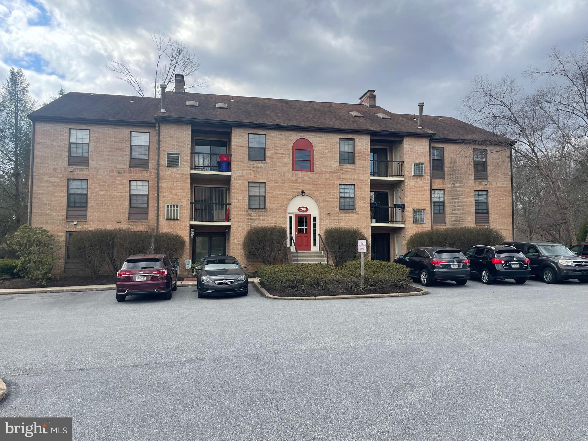 CHESTERBROOK - Residential Lease