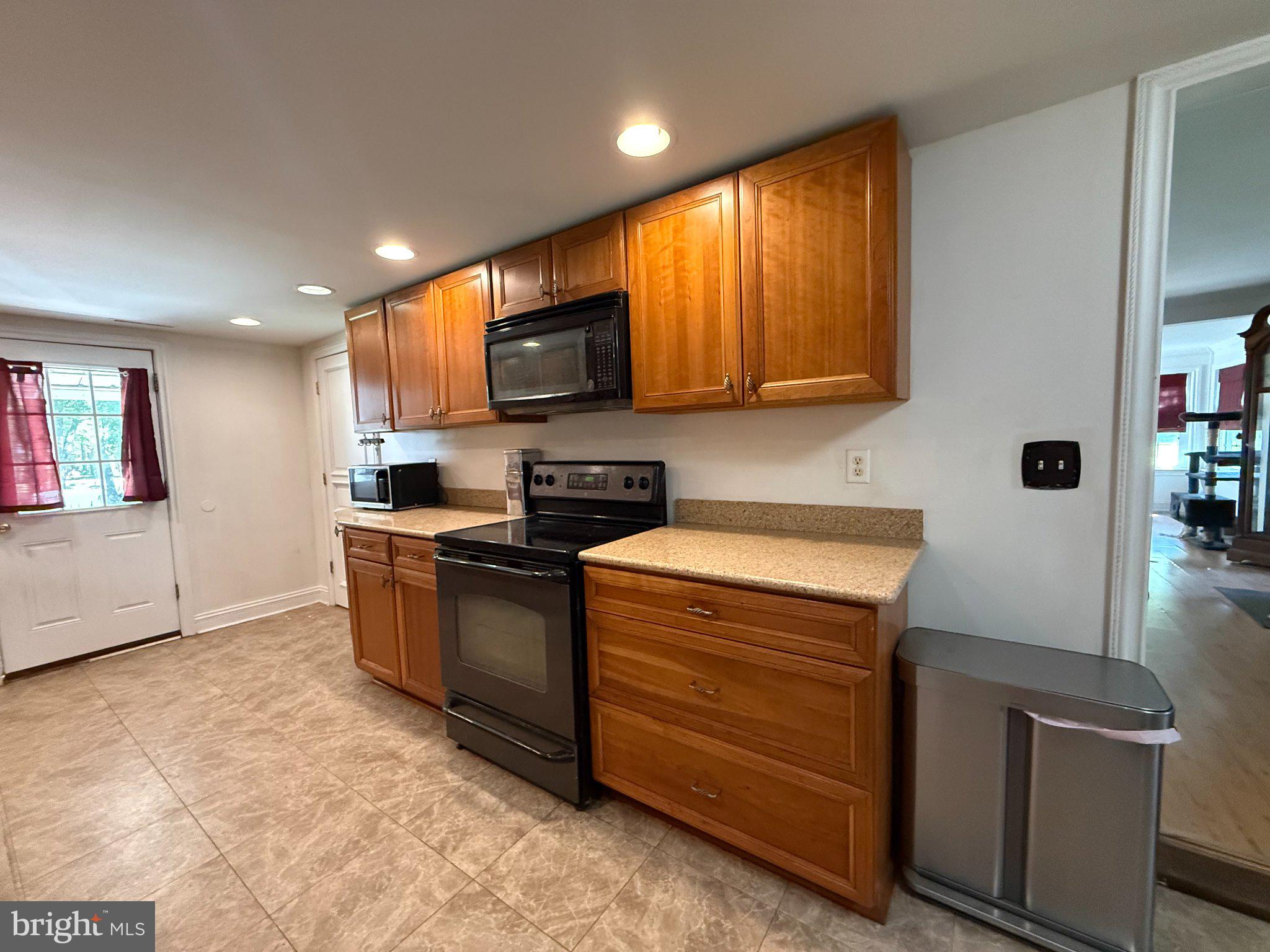 PINEY NECK - Residential