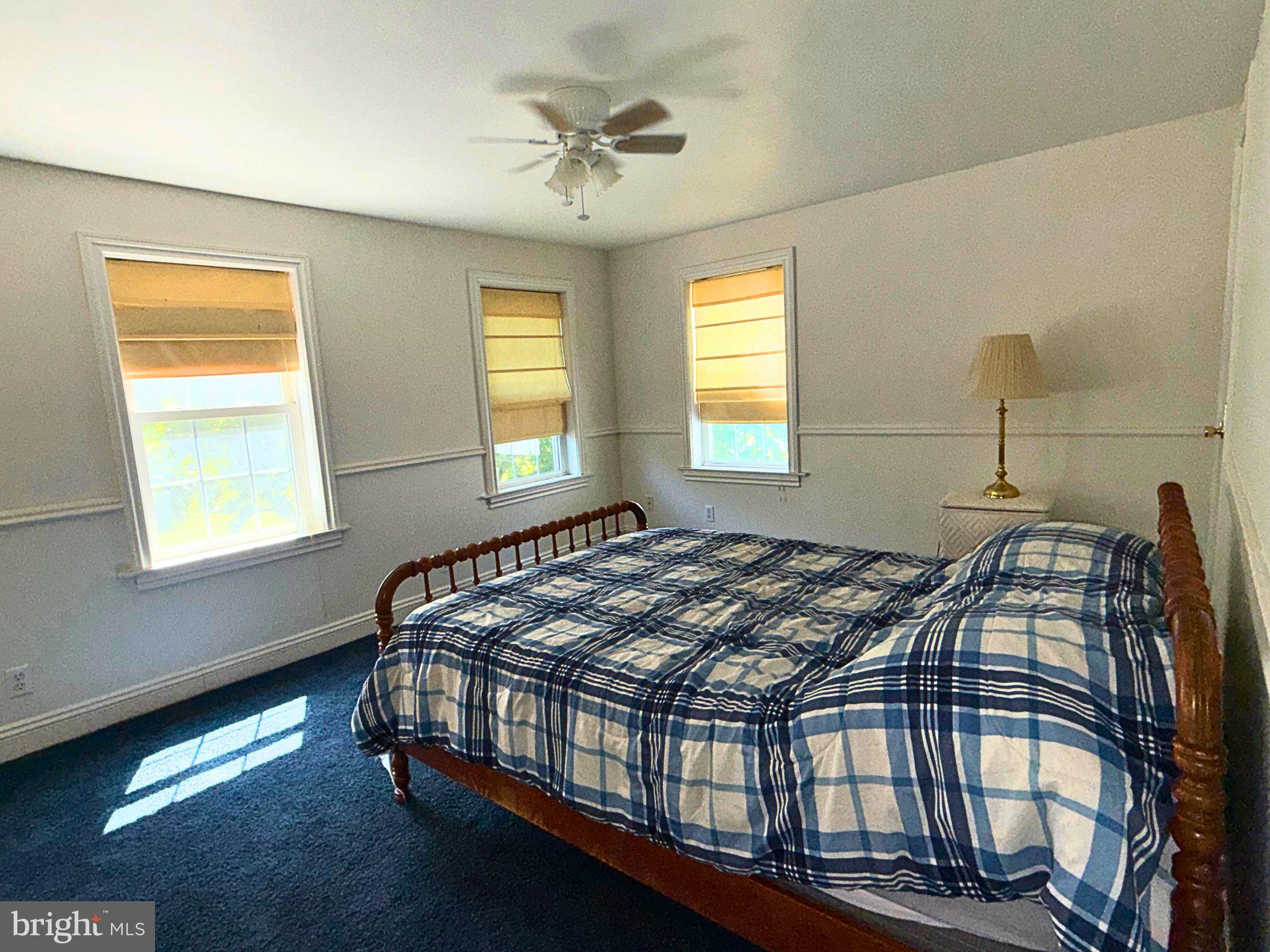 PINEY NECK - Residential