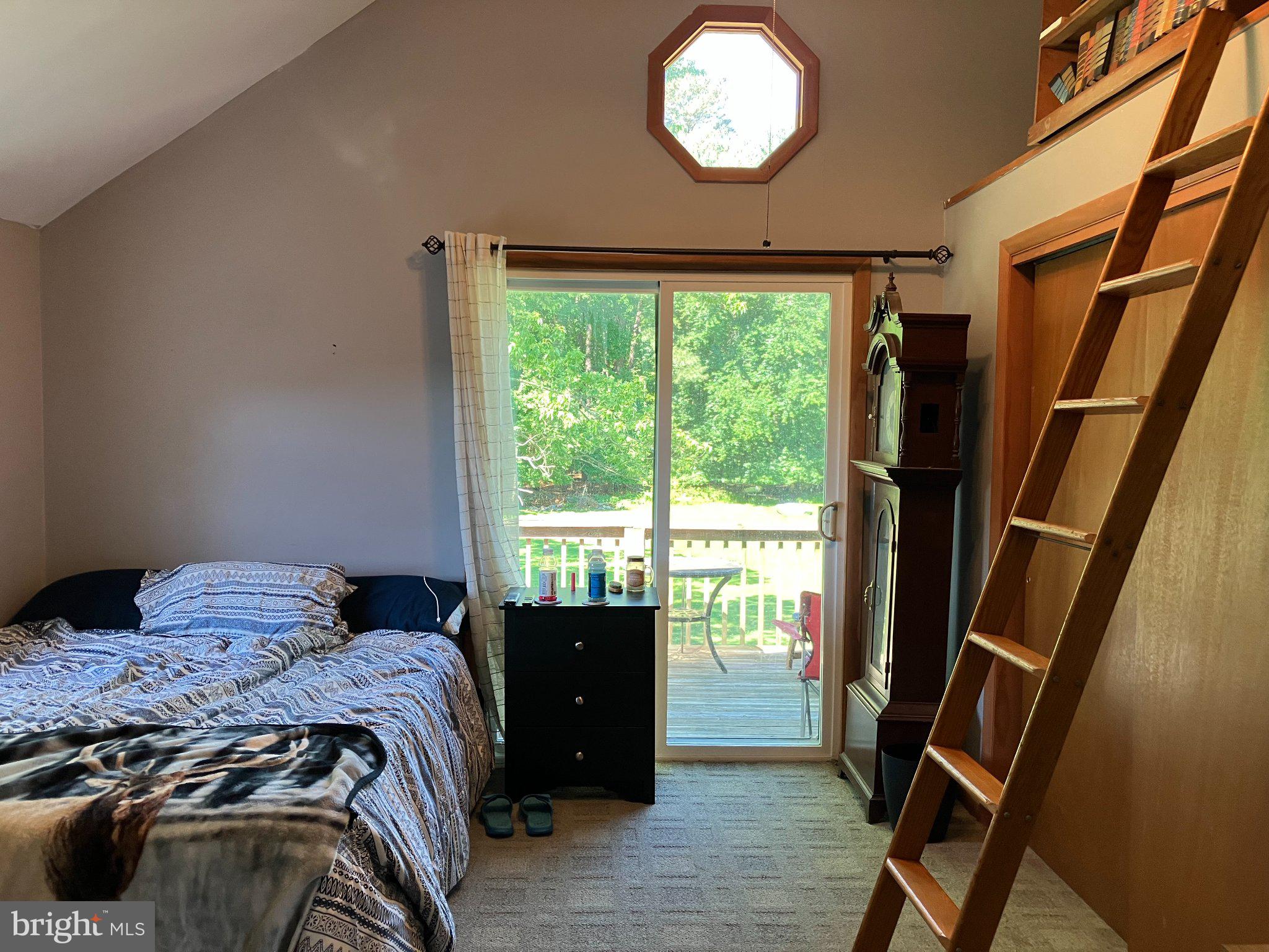 PINEY NECK - Residential