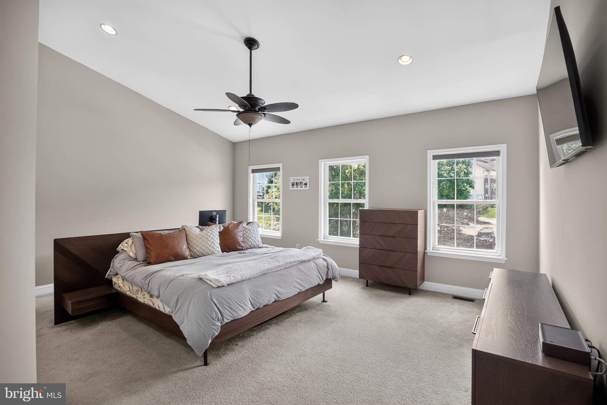 NORTHBROOK - Residential