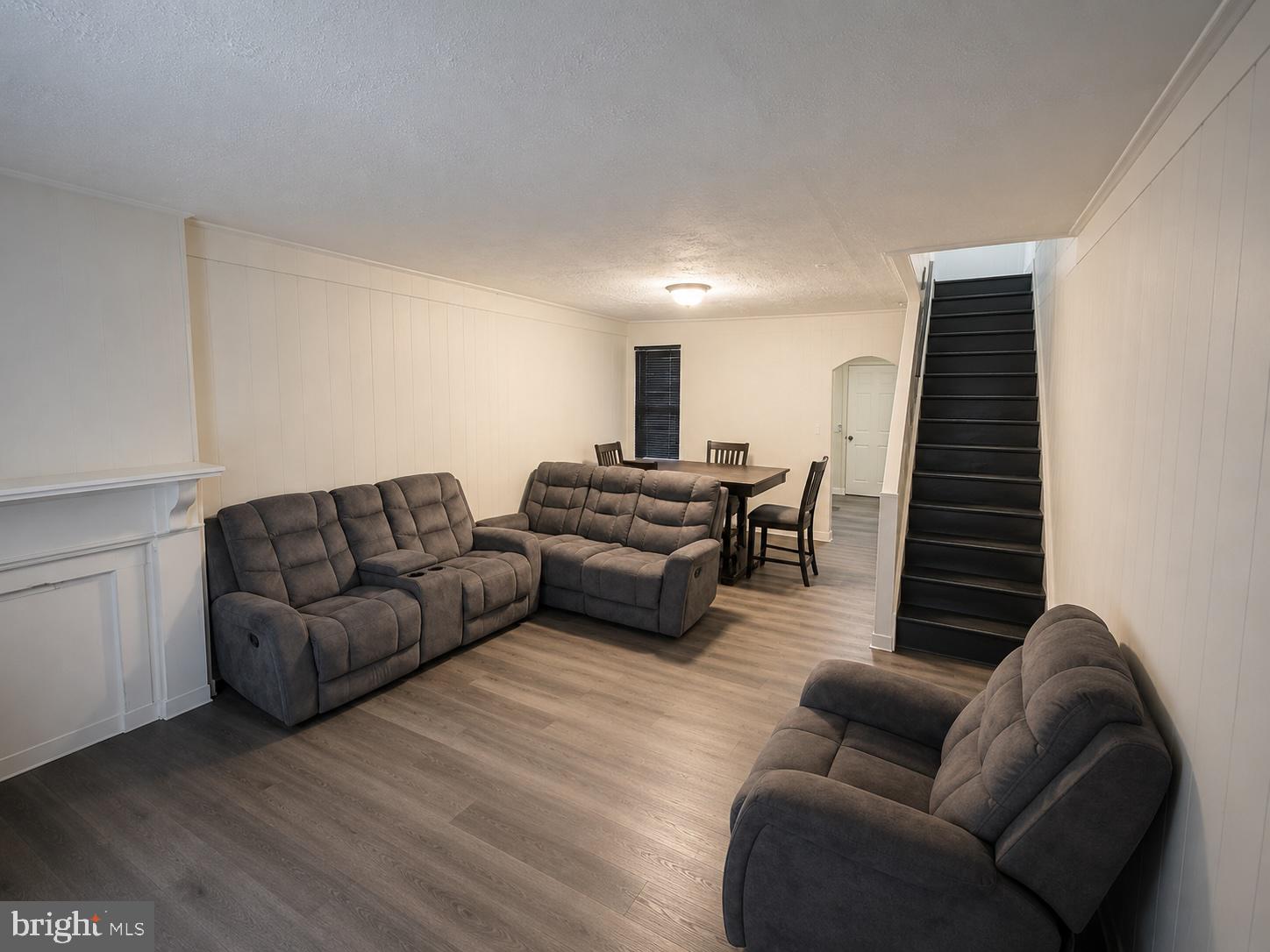 KENSINGTON - Residential