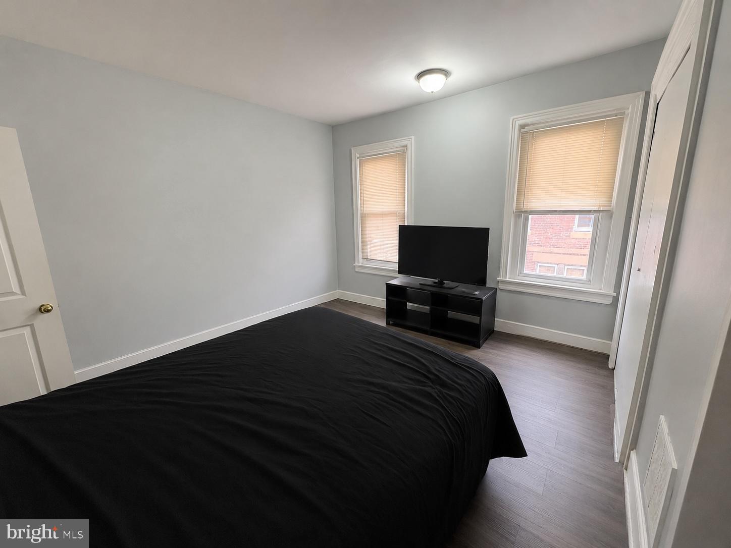 KENSINGTON - Residential