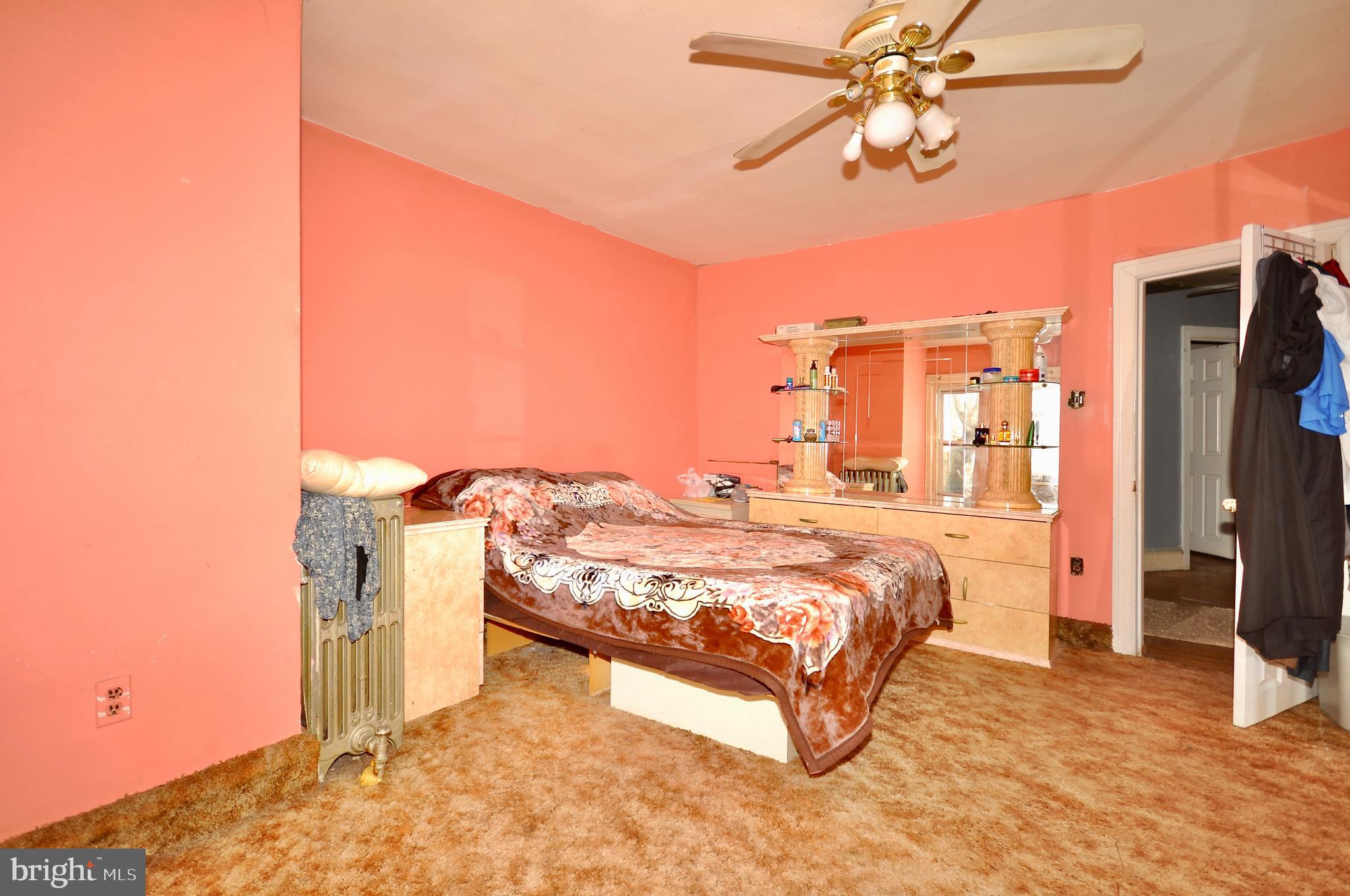 OXFORD CIRCLE - Residential
