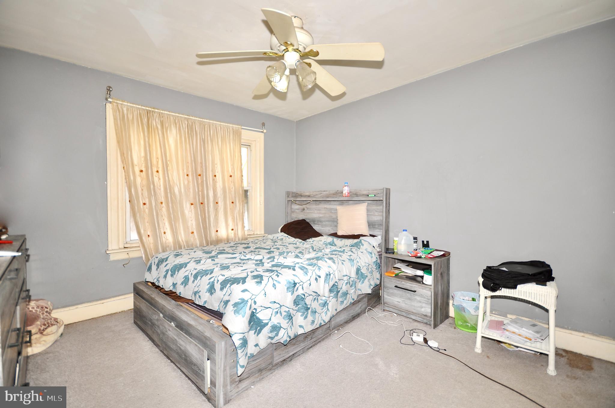 OXFORD CIRCLE - Residential