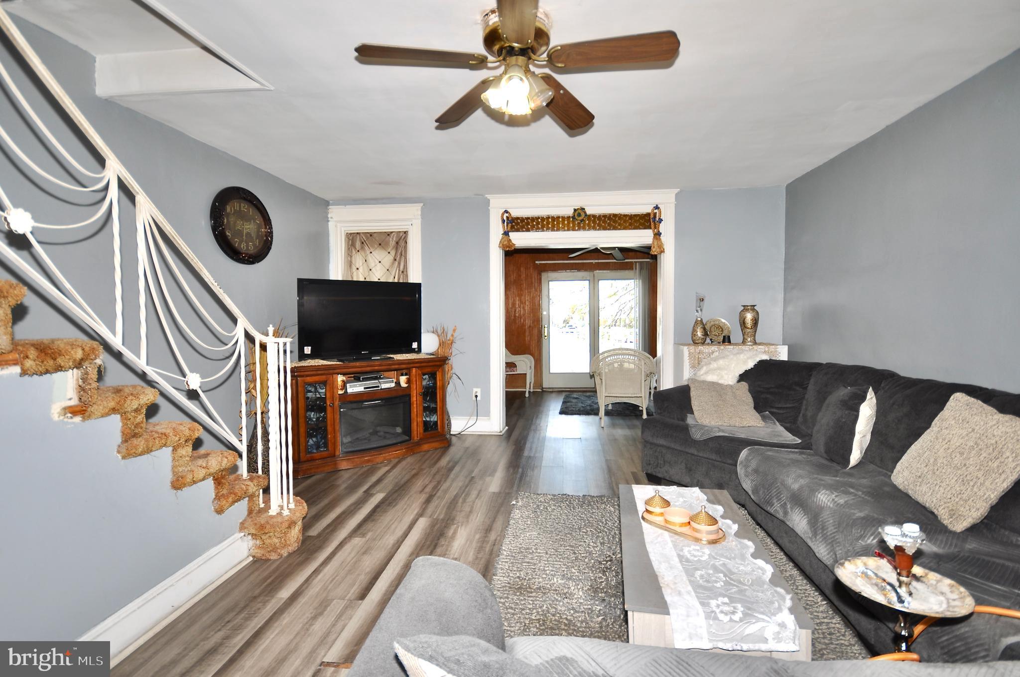 OXFORD CIRCLE - Residential